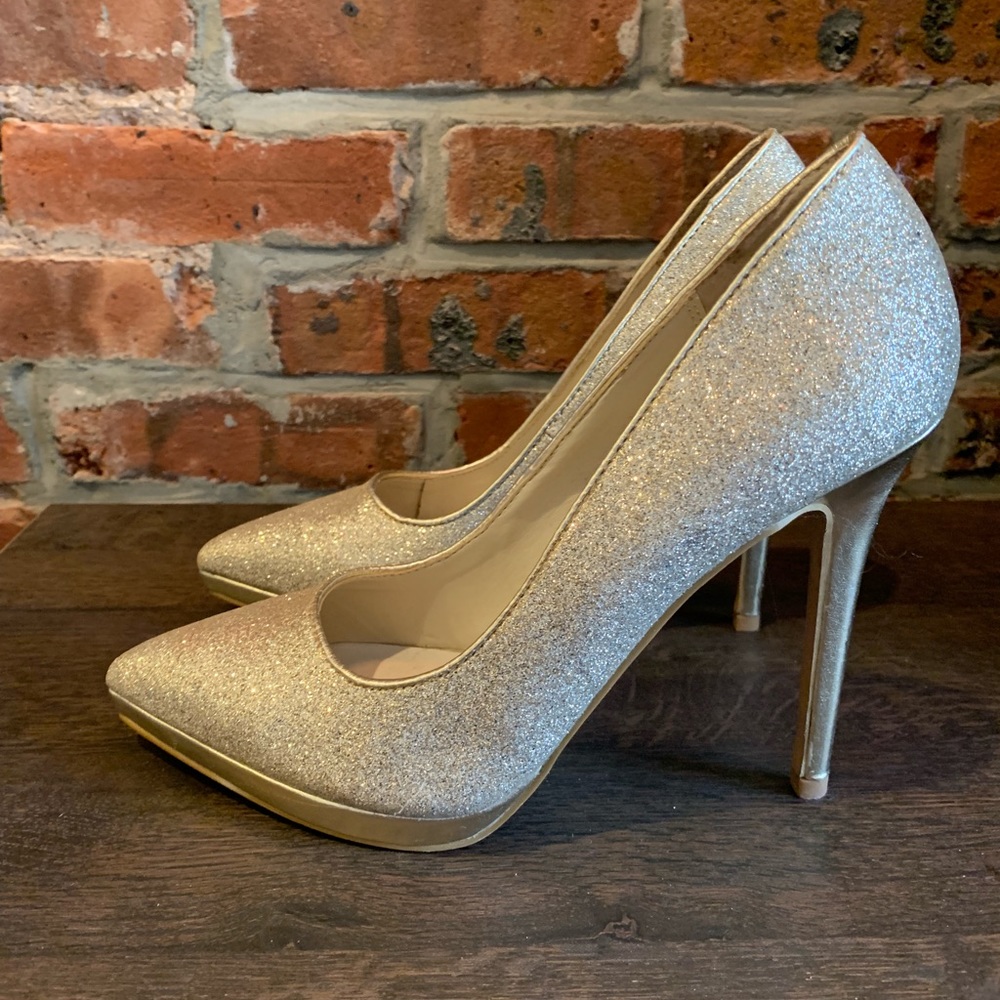 Silver sparkle Aldo heels
